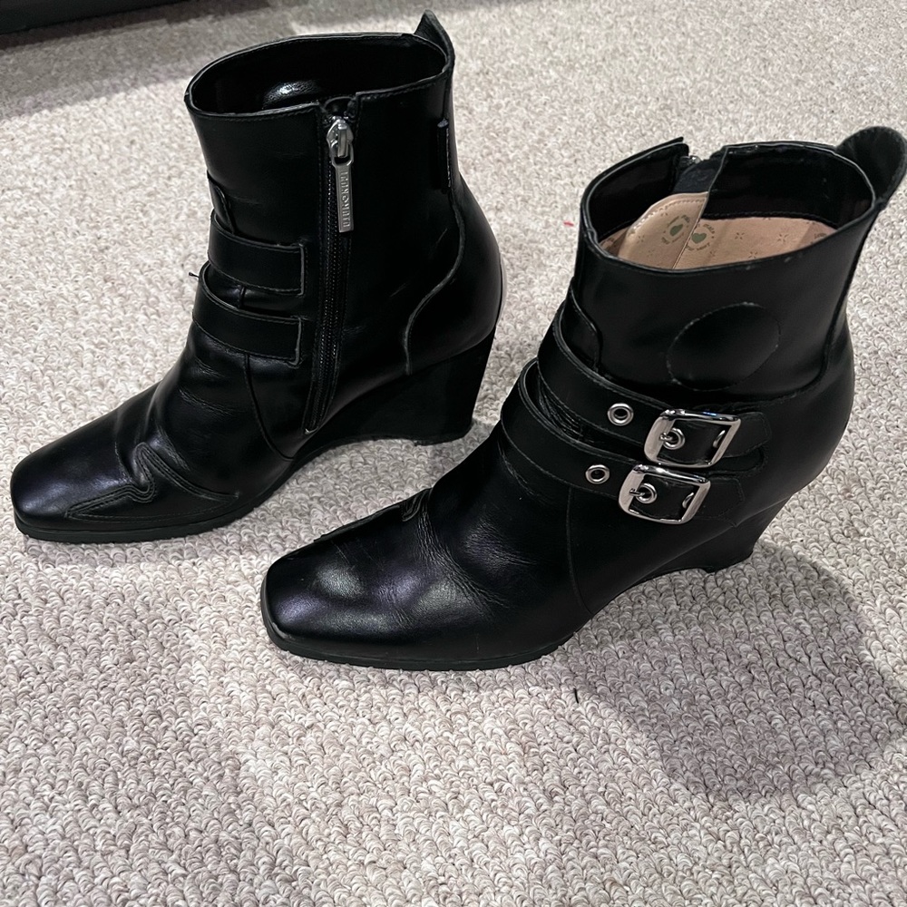Icon Women’s motorcycle boots